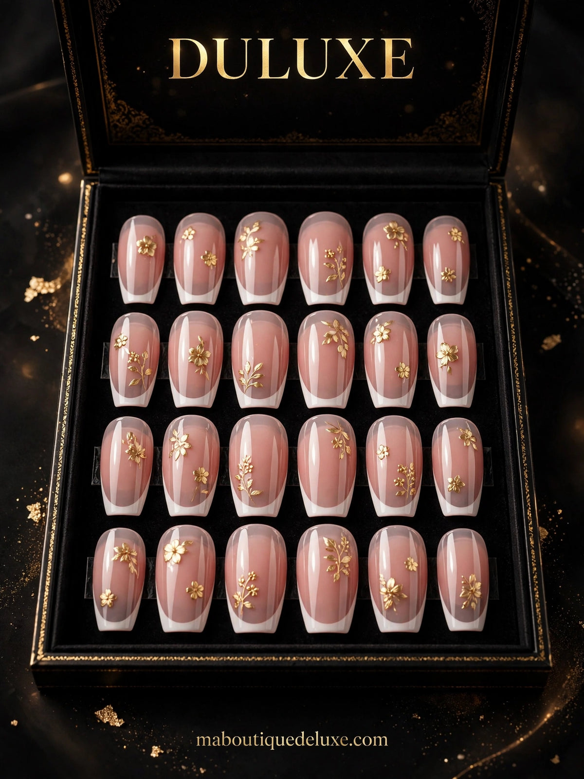 Faux Ongles Press-On French Fleurs Dorées 24 pcs — visuel héro, coffret de french manucure à fleurs dorées